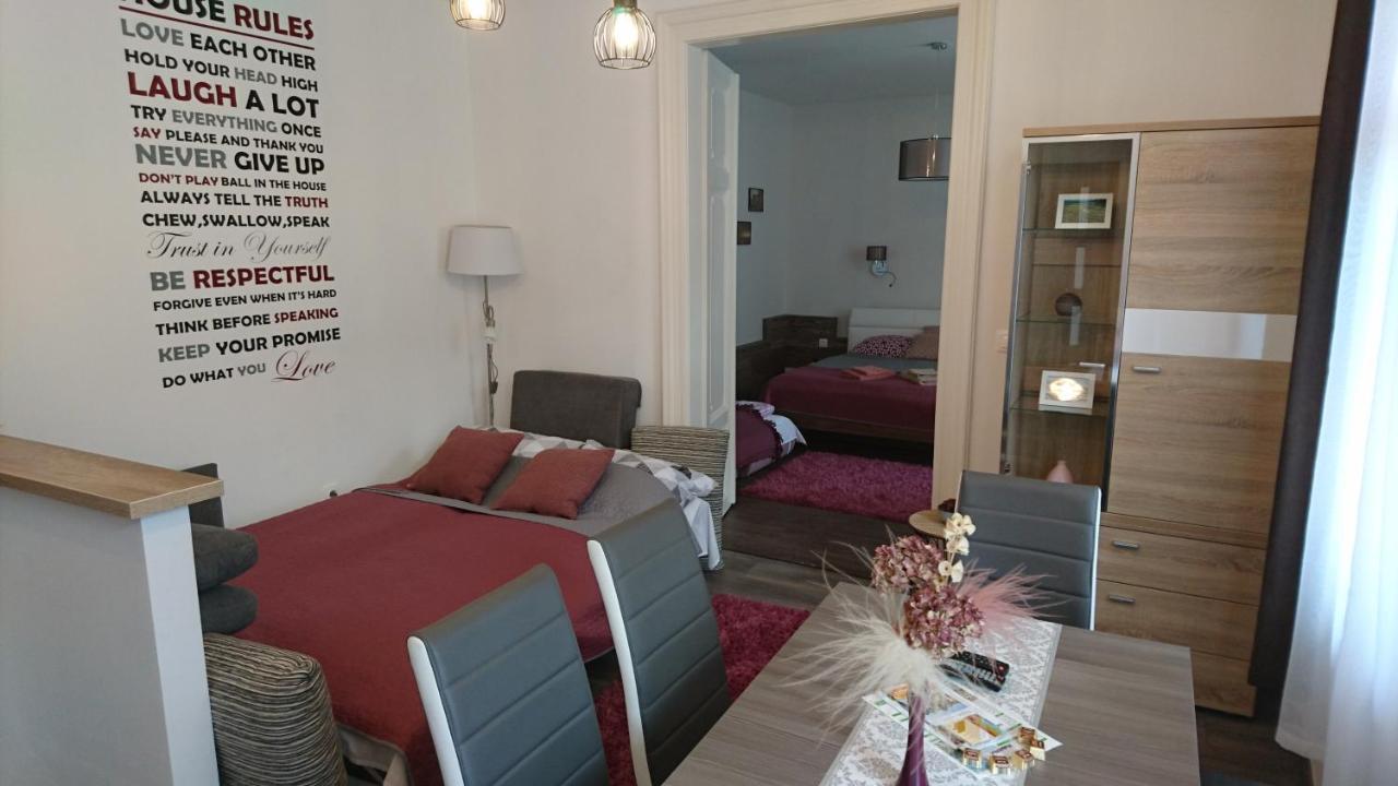 Nobilis Apartman Еґер Екстер'єр фото