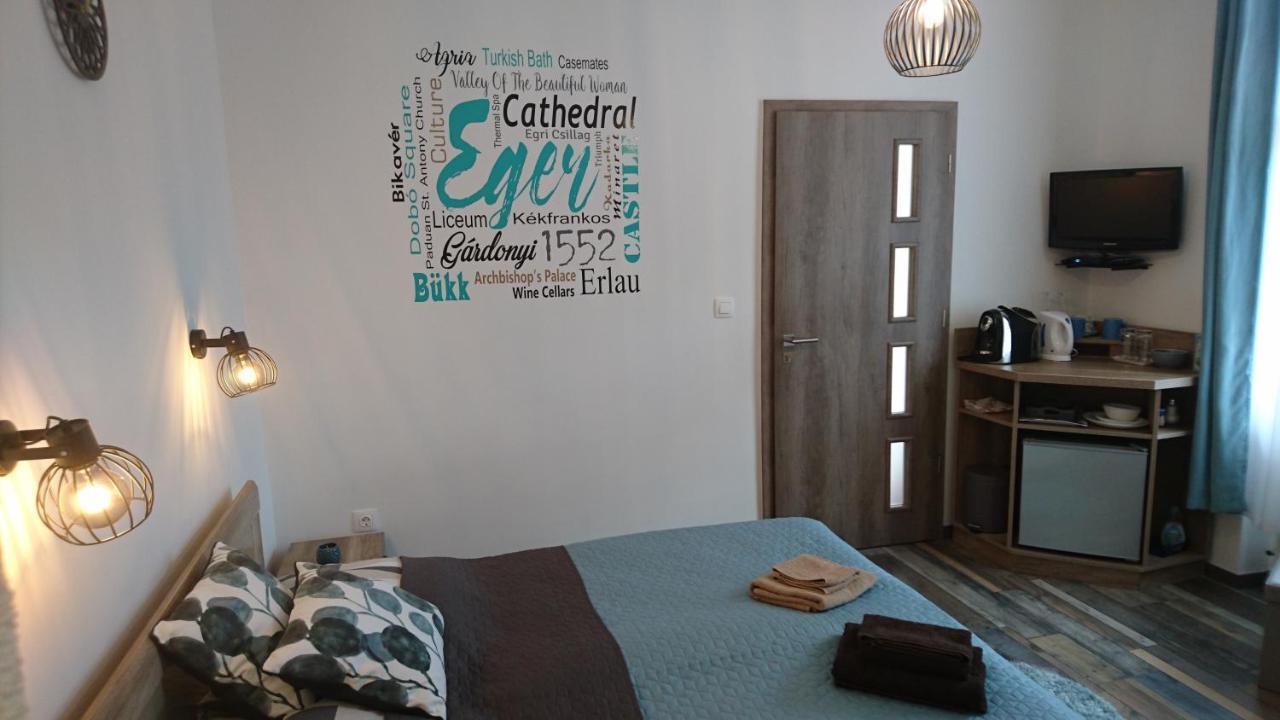 Nobilis Apartman Еґер Екстер'єр фото