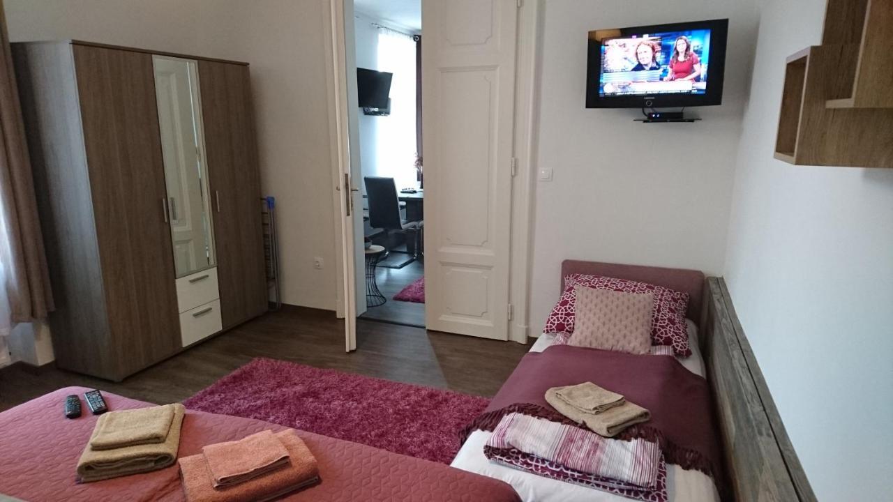 Nobilis Apartman Еґер Екстер'єр фото