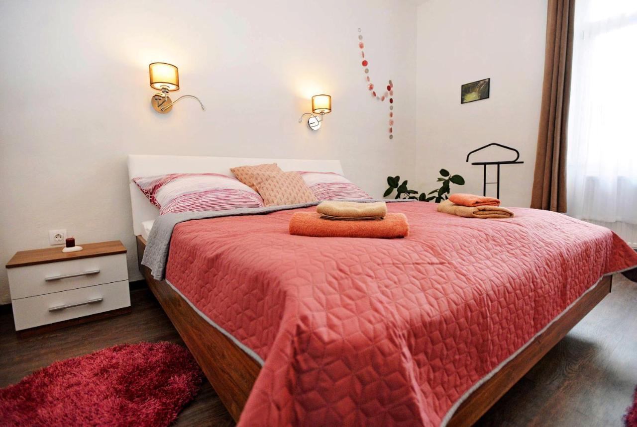 Nobilis Apartman Еґер Екстер'єр фото
