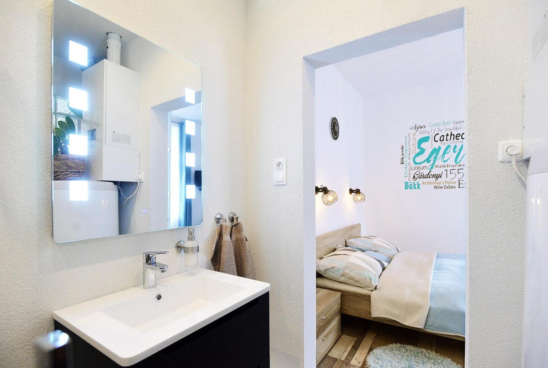Nobilis Apartman Еґер Екстер'єр фото
