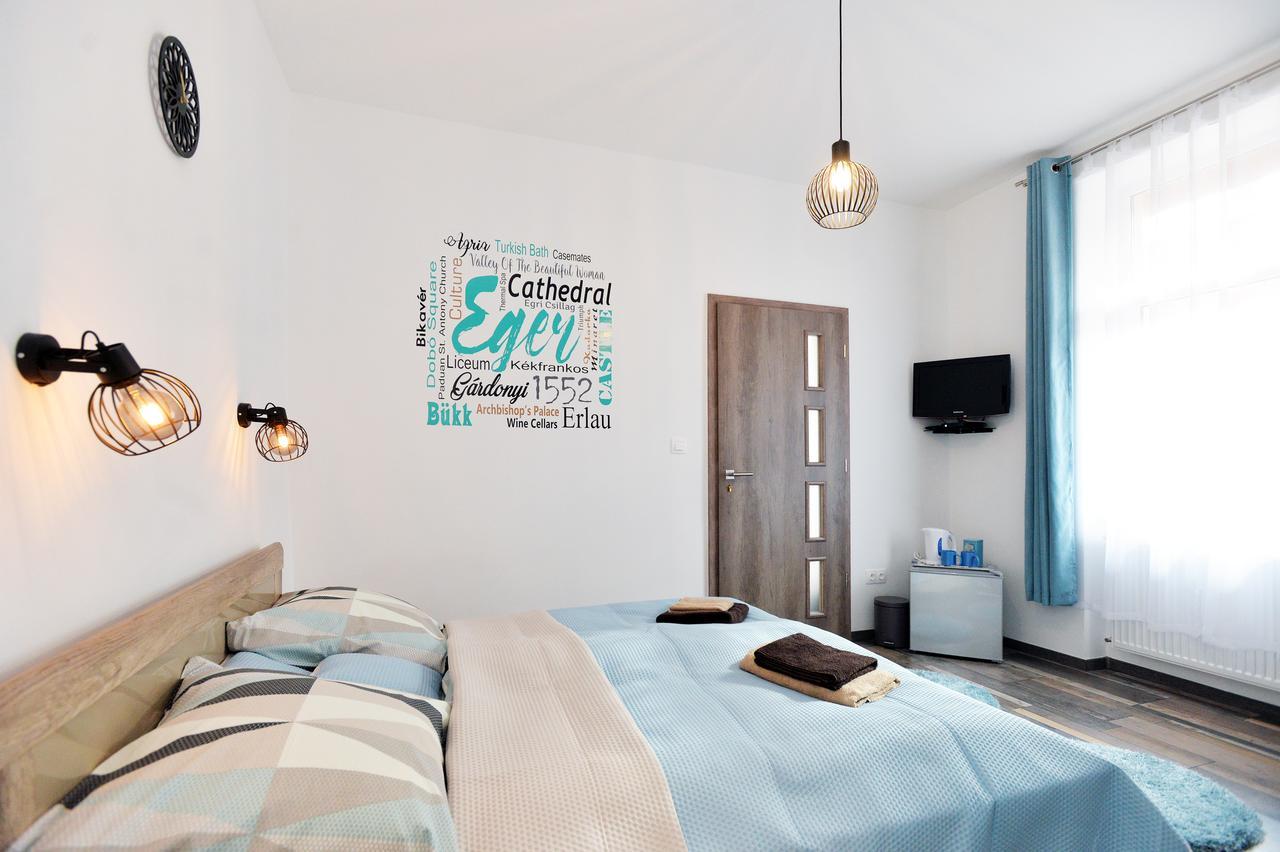 Nobilis Apartman Еґер Екстер'єр фото