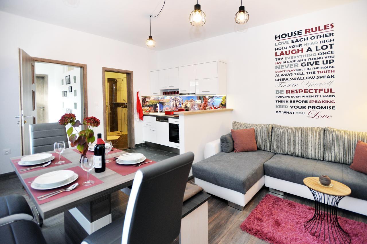 Nobilis Apartman Еґер Екстер'єр фото