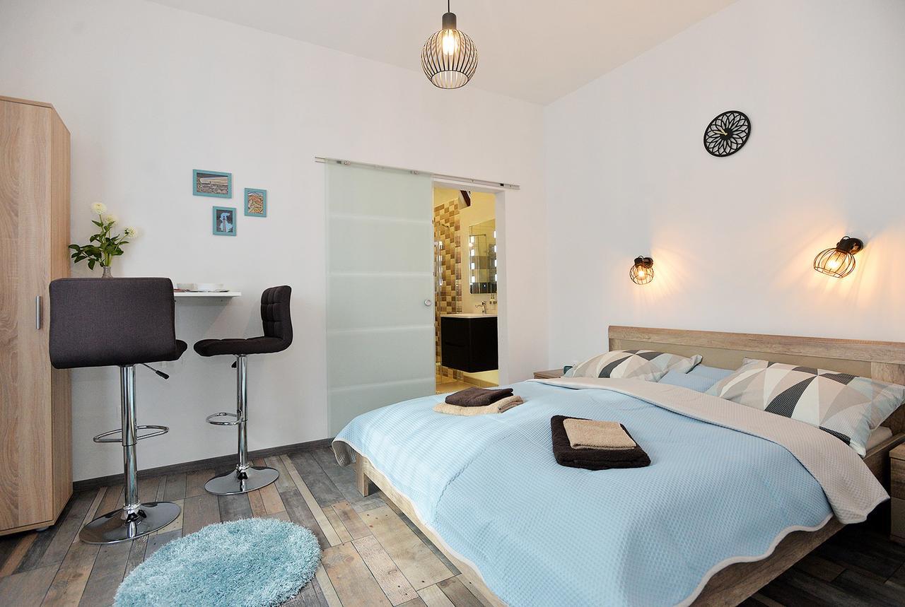 Nobilis Apartman Еґер Екстер'єр фото