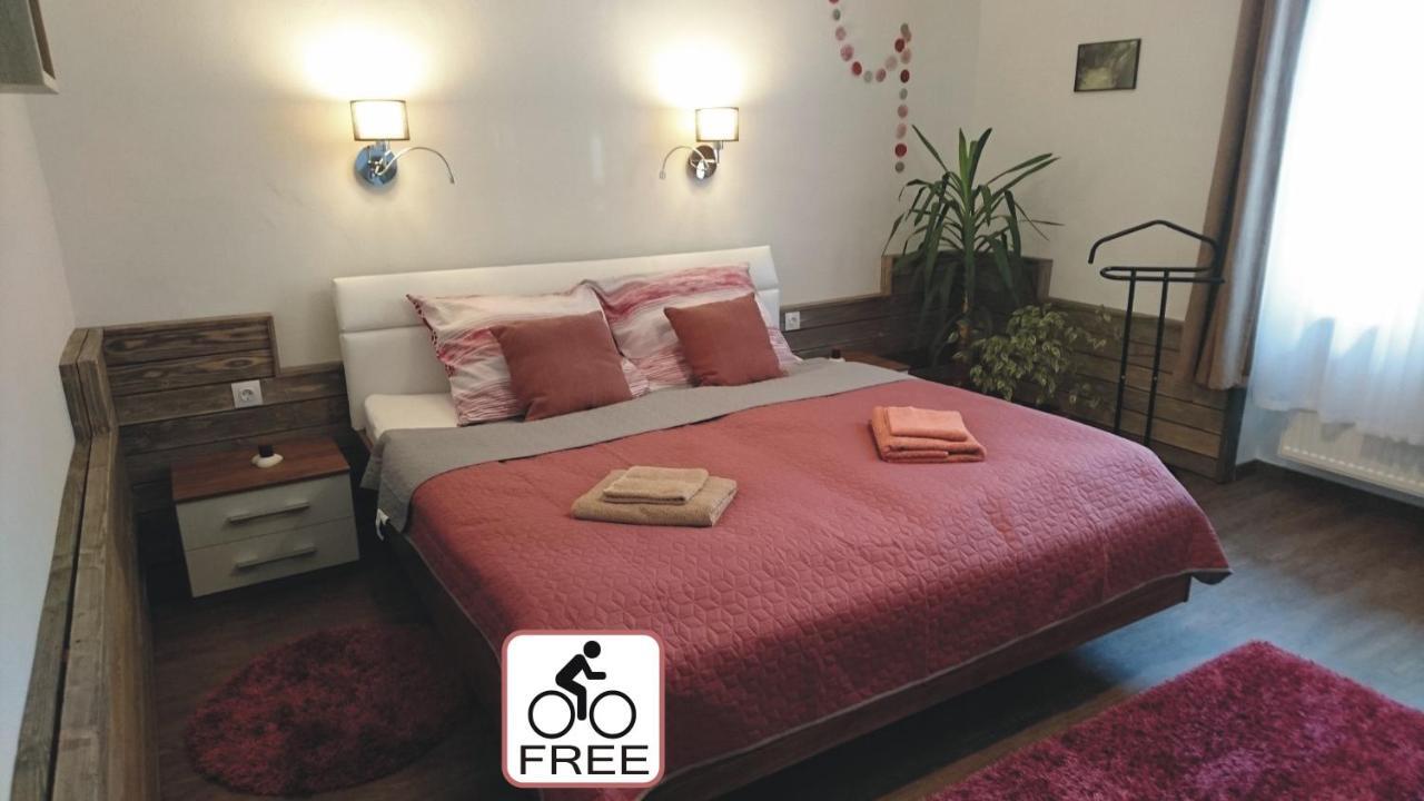 Nobilis Apartman Еґер Екстер'єр фото